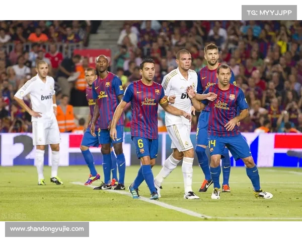 揭秘荷兰队为何在比赛中不再穿象征王室荣耀的传统橙色球衣