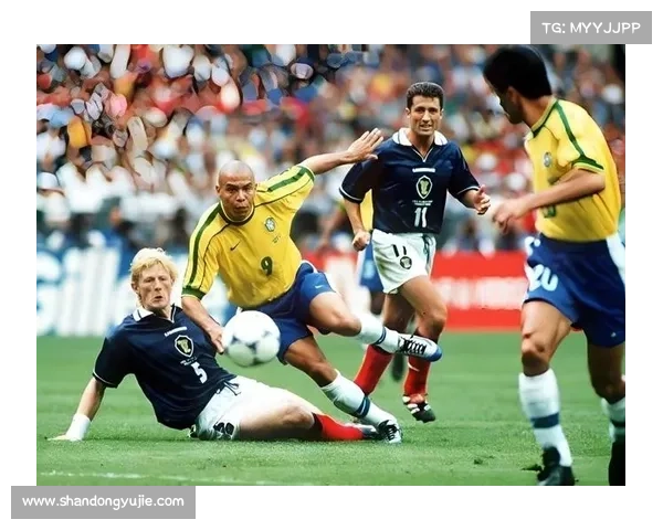 德国与巴西世界杯决赛之战揭示的足球战略与心理博弈深层次启示 德国与巴西世界杯决赛之战揭示的足球战略与心理博弈深层次启示